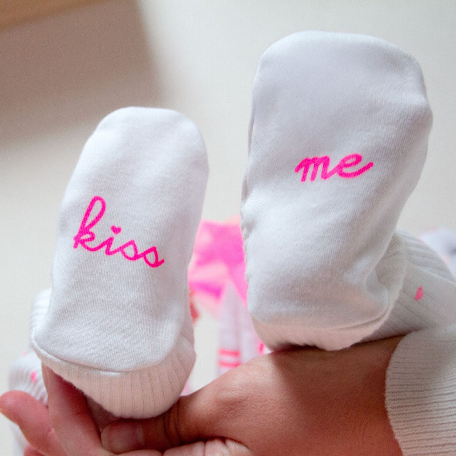 أفرول بطبعة قلب باللون الأبيض للبنات, 1, hi-res