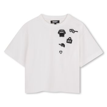 قميص بناتي أبيض بشعار