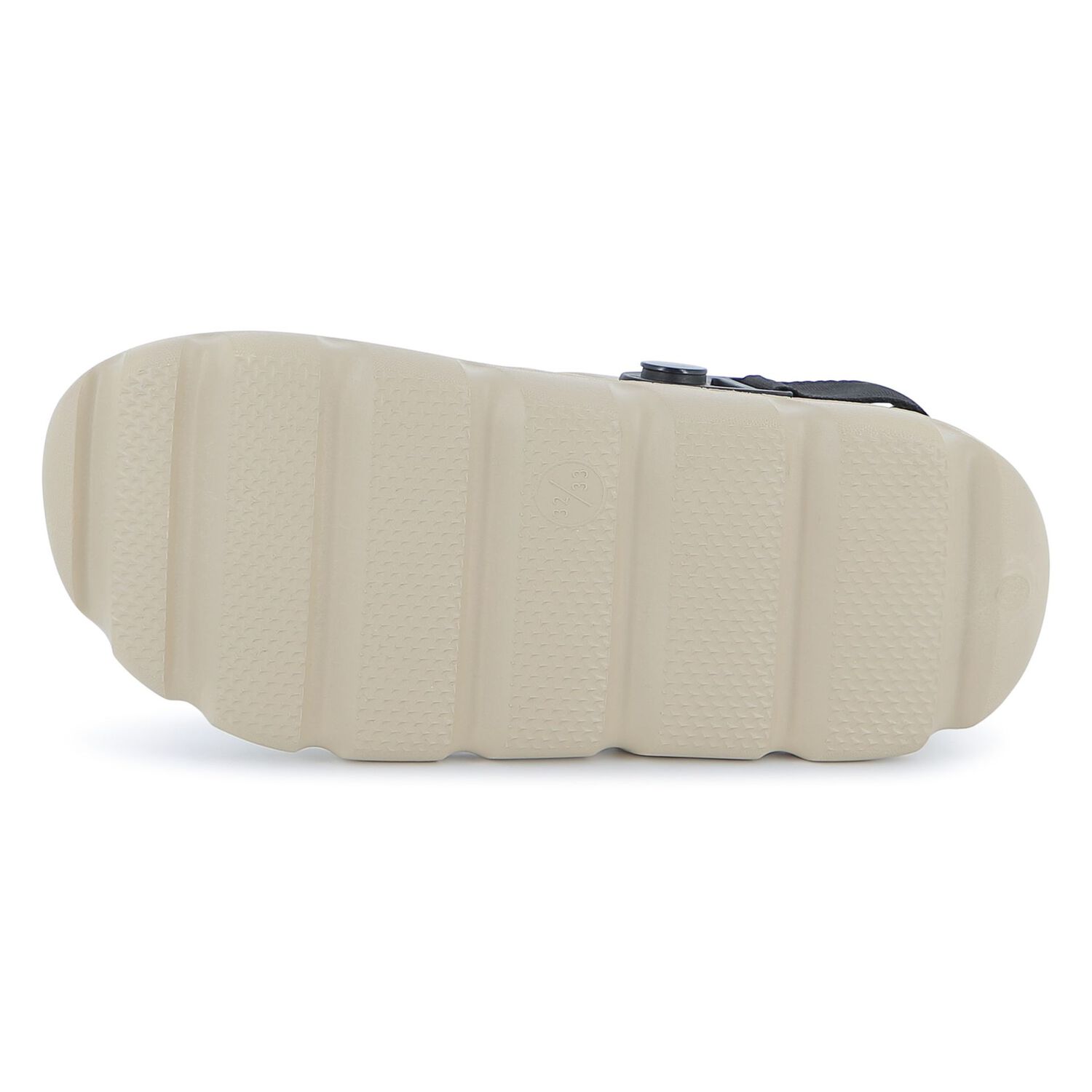 صندل للأولاد باللون البيج والأسود مزين بشعار, 2, hi-res