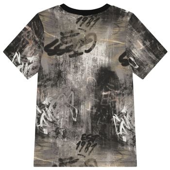 تي شيرت أولاد بالشعار باللون البيج والرمادي