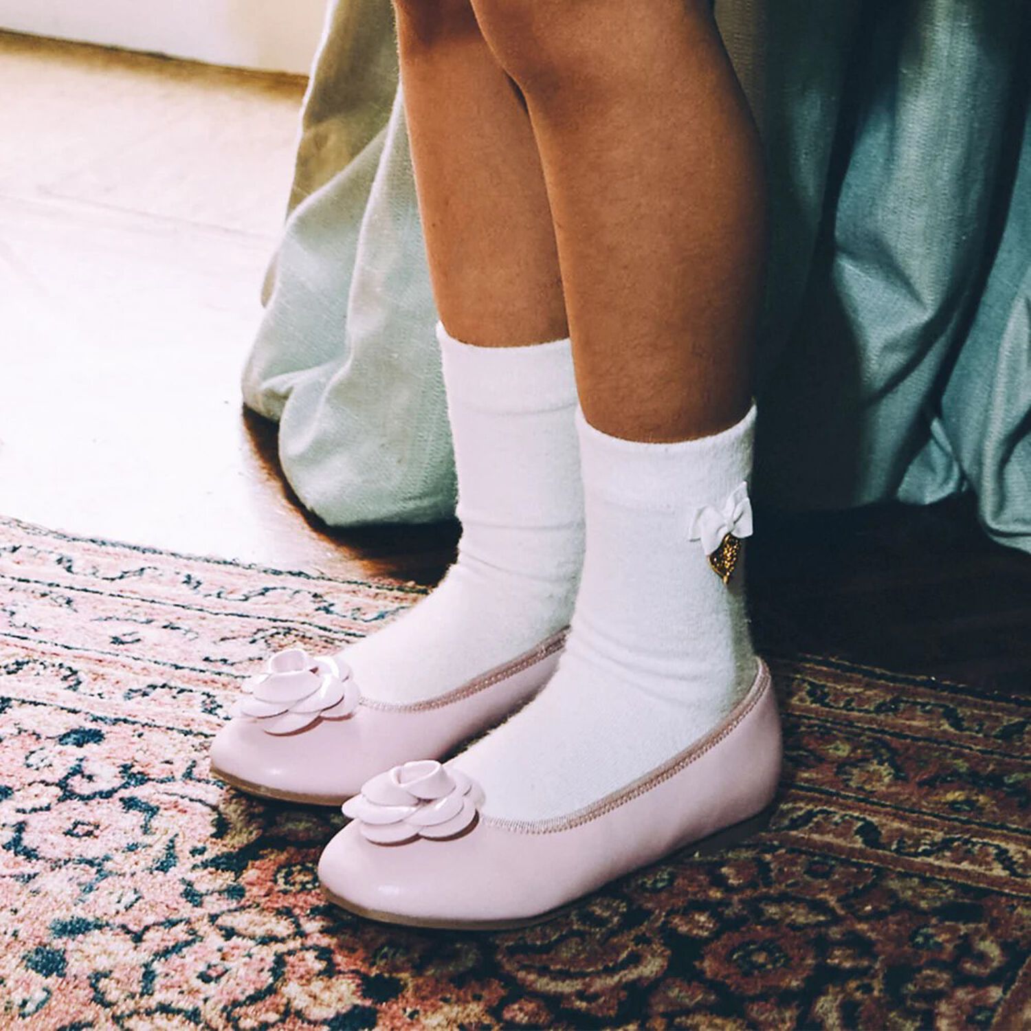 حذاء بنات جلد بطبهة الزهور باللون الوردى, 2, hi-res image number null