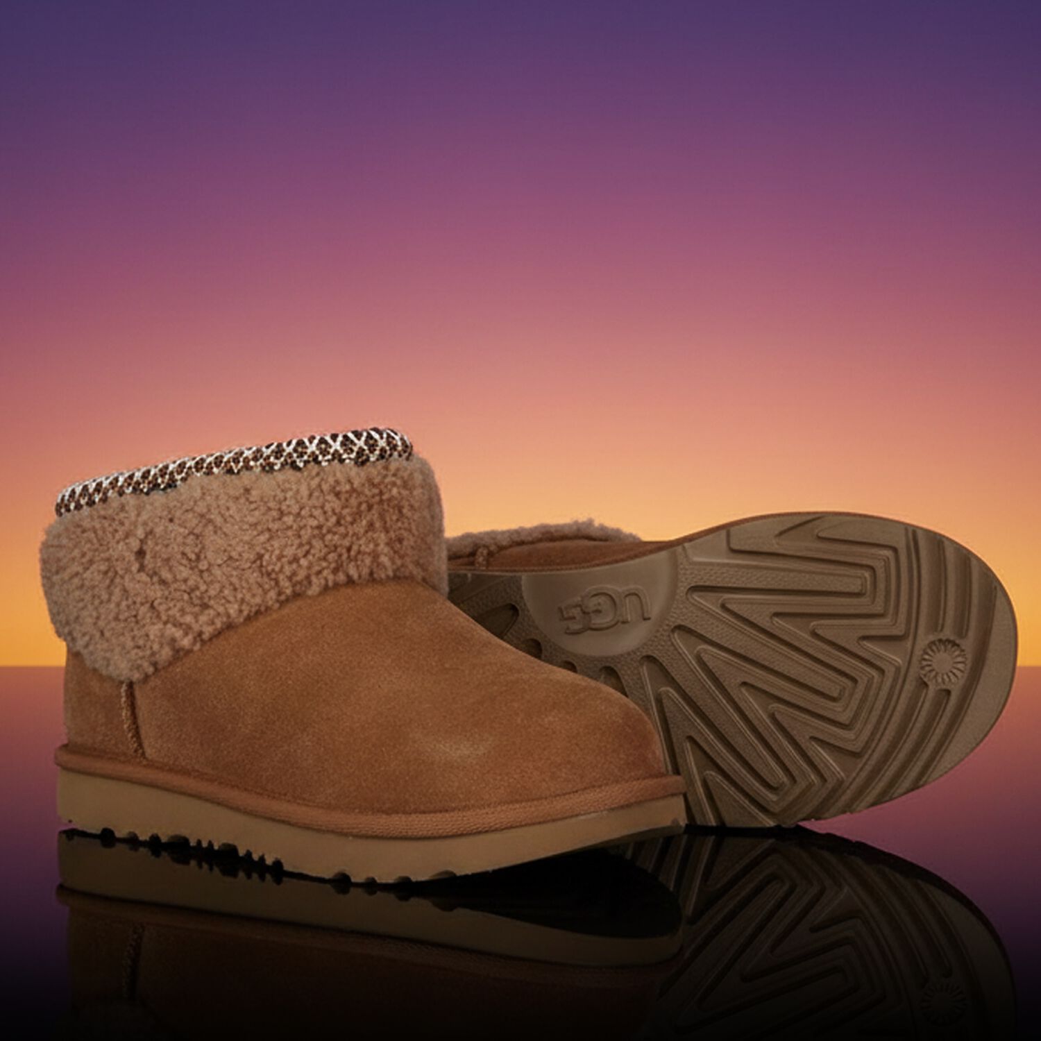 بوت قصير من الجلد السويدي الكلاسيكي بلون بني كستنائي للبنات, 1, hi-res