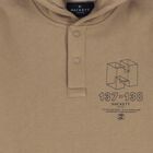 توب هودي  بالشعار باللون البيج للأولاد, 2, hi-res