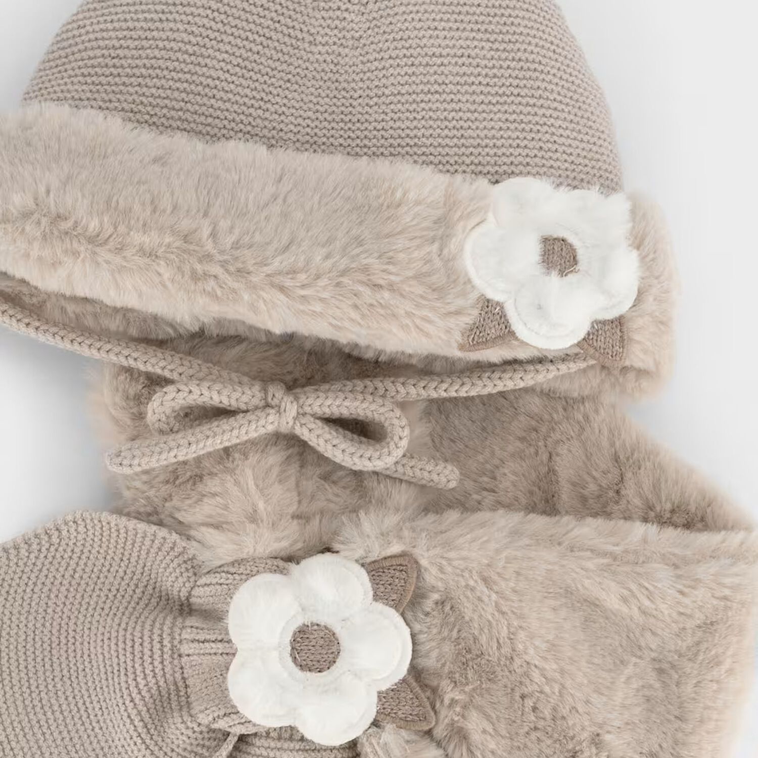Younger Girls Grey Faux Fur Hat & Scarf Set, 1, hi-res