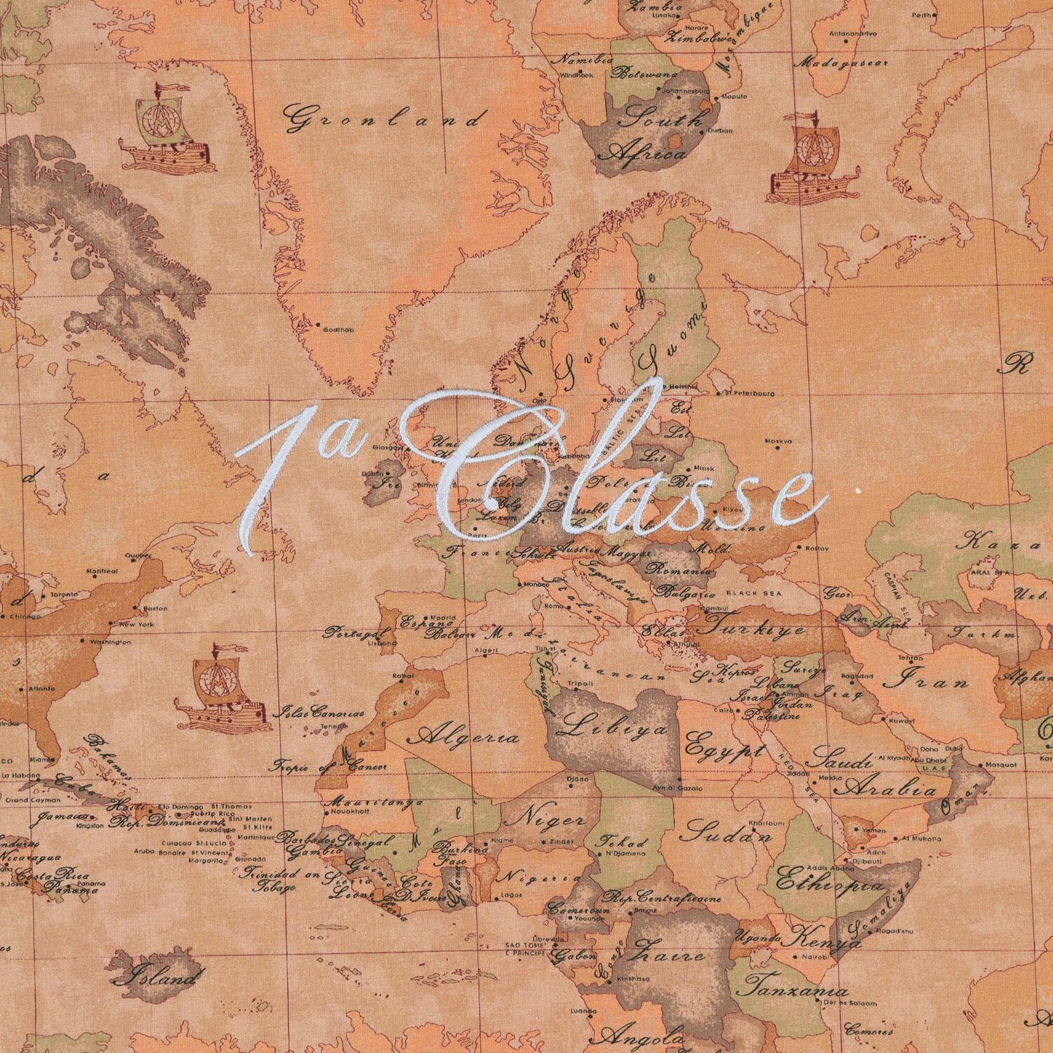 طقم هدايا ملابس أطفال للأولاد الصغار بطبعة خريطة جغرافية باللونين البيج والأزرق, 1, hi-res