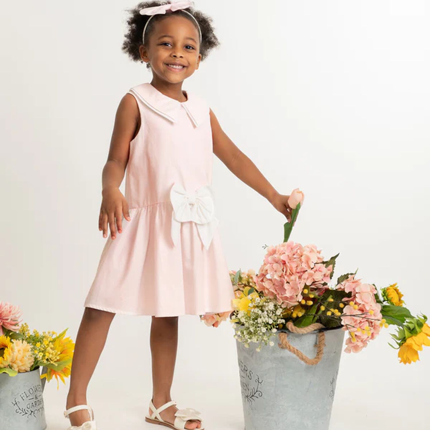 طقم فستان بفيونة و ربطة راس بنات باللون الوردي, 1, hi-res