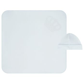 طقم بطانية و قبعة أولاد بشعار تاج باللون الأزرق