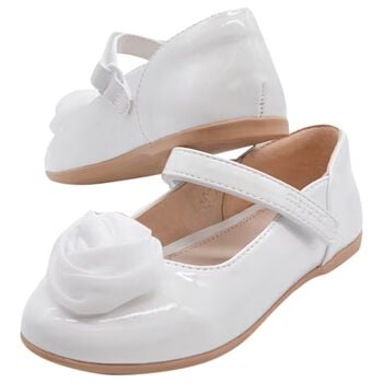 حذاء للبنات لامع  مزين بالزهور باللون البيج 