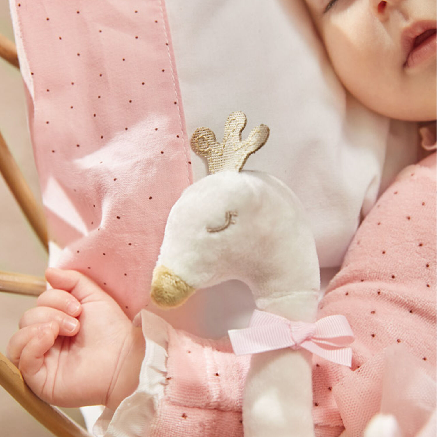 دمية طائر العاج باللون الزهري والعاجي للبنات, 1, hi-res image number null