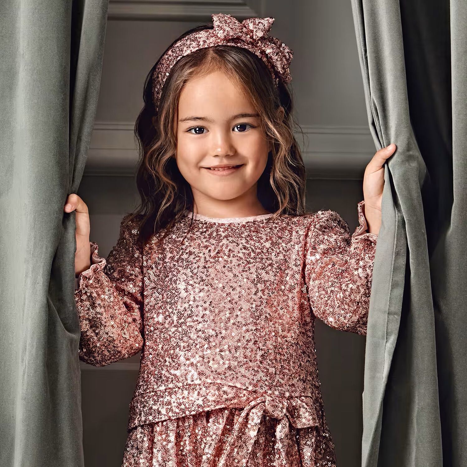 فستان بنات مطرز باللون الوردي, 1, hi-res