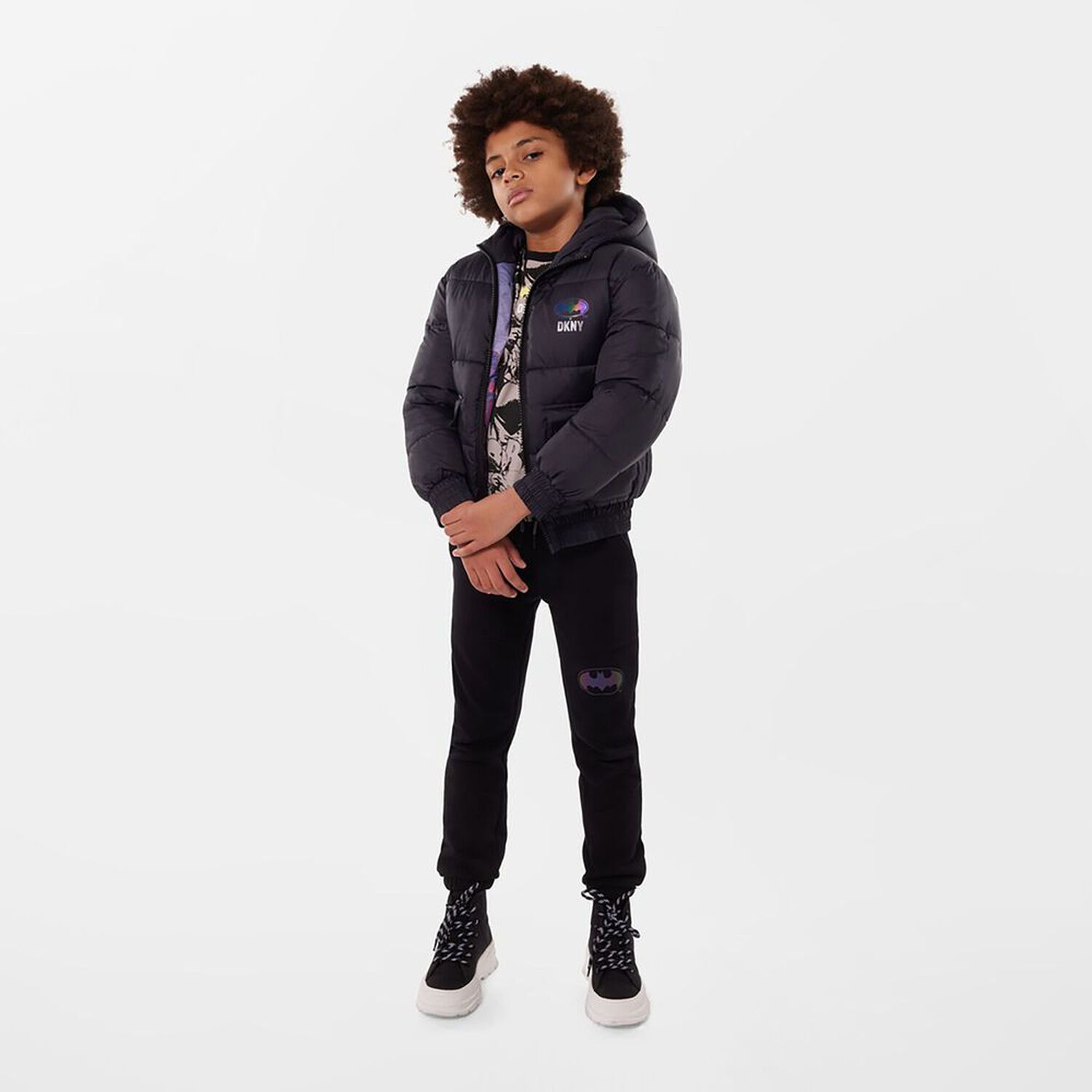 تيشيرت أولاد بطبعة باتمان باللون البيج والأسود, 1, hi-res