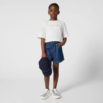 تيشيرت بنات بالشعار باللون الابيض 