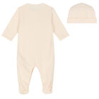 طقم أفرول وقبعة بالشعار باللون الزهري للبنات, 1, hi-res