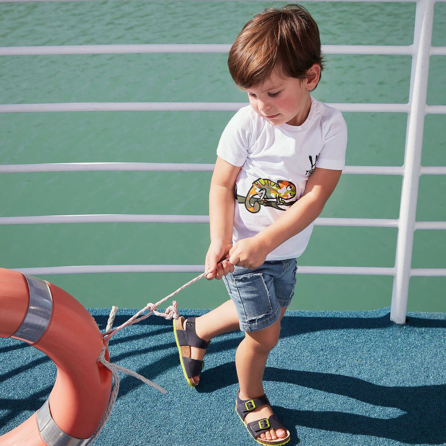 تيشيرت أولاد بطبعة باللون الأبيض, 1, hi-res